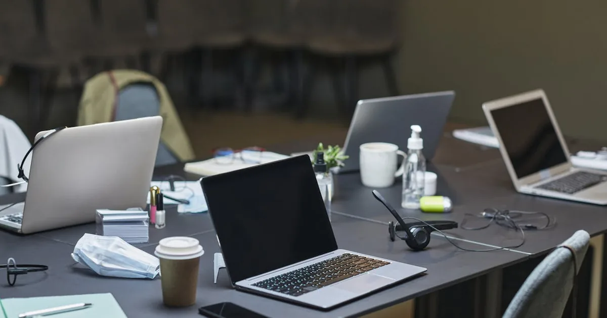 Linkedin Learning vs Domestika para aprender Datos